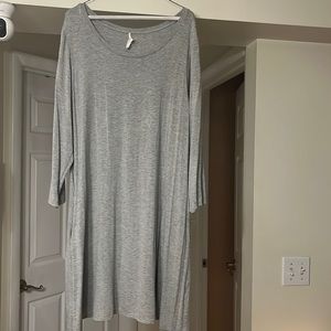 Grey dress with pockets